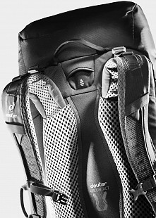 Рюкзак Deuter Trail Pro 36 3441319-7403 black/graphite (2020-21)