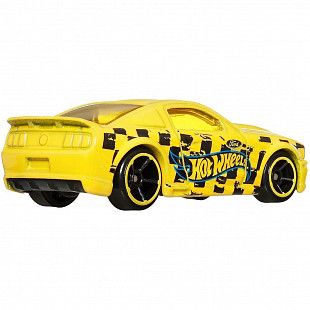 Машинка Hot Wheels Color Shifters 2007 Ford Mustang (BHR15 JCM33)
