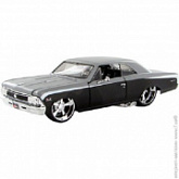 Масштабная модель автомобиля Maisto 1:24 Шевроле Шевель SS 396 1966 (31333) black