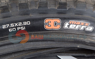Покрышка Maxxis Shorty TR 27.5x2.3 МТБ TB85924000