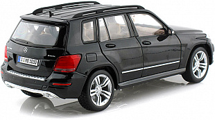 Масштабная модель автомобиля Maisto 1:18 Мерседес Бенц GLK (36200) black