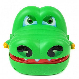 Игра детская настольная Qunxing Toys Крокодил-дантист 2205