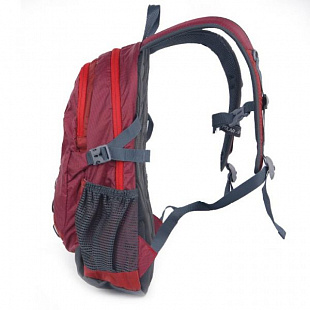 Городской рюкзак Polar П1627 burgundy
