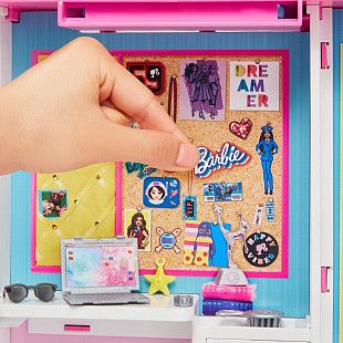 Игровой набор Barbie Гардеробная комната GBK10