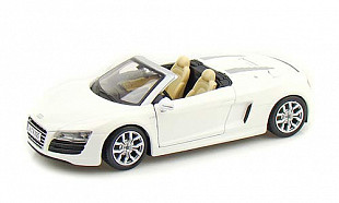 Масштабная модель автомобиля Maisto 1:24 Ауди R8 Спайдер (31204) white