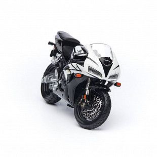 Масштабная модель мотоцикла Maisto 1:18 Honda CBR1000RR 39300 (20-07082)