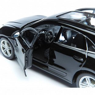 Коллекционная машина Bburago 1:24 Porsche Macan (18-21077) в асс.
