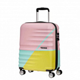 Чемодан American Tourister Wavebreaker 55 см 15G-12001 Pink/Yellow/Blue