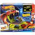 Игровой набор Hot Wheels Monster Trucks Snake Slam Takedown (JJN44) Игровой набор Hot Wheels Monster Trucks Snake Slam Takedown (JJN44)
