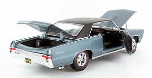 Масштабная модель автомобиля Maisto 1:18 Понтиак GTO (1965) (31885)