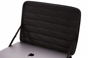 Чехол Thule Gauntlet MacBook Sleeve 15" black (3203973)