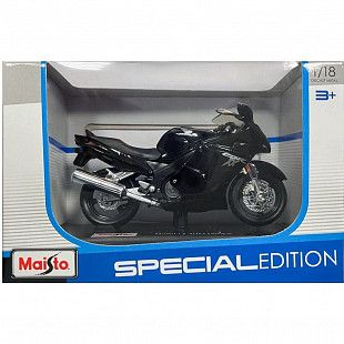 Масштабная модель мотоцикла Maisto 1:18 Honda CBR1100XX 39300 (00-03140)
