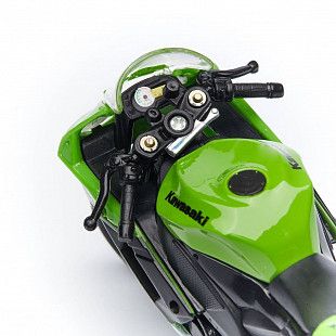 Масштабная модель мотоцикла Maisto 1:18 Kawasaki Ninja ZX-10R 39300 (20-10004)