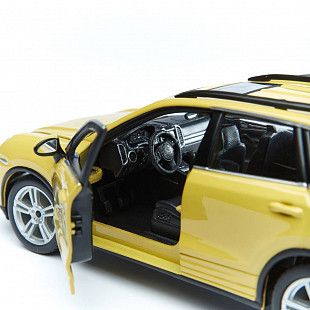 Машинка Bburago 1:24 Porsche Cayenne Turbo (18-21056) mustard