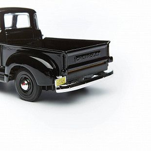 Масштабная модель автомобиля Maisto 1:25- Шевроле 3100 (1950) (31952)  black 