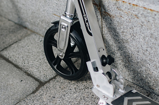 Самокат Razor A5 DLX silver
