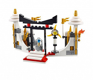 Конструктор LEGO Атака дракона Моро 70736