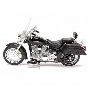 Масштабная модель мотоцикла Maisto 1:18 YAMAHA Road Star Silverado (39300)