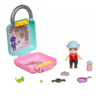 Кукла с аксессуарами Bondibon OLY в кепке ВВ3858