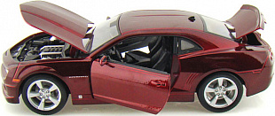 Масштабная модель автомобиля Maisto 1:18 Шевроле Камаро RS 2010  (31173) red