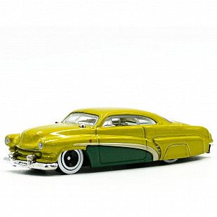 Машинка Hot Wheels Базовой коллекции Hirohata Merc 143/250 (5785 HTD66) mainline 2024