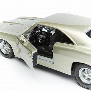 Машинка Maisto 1:24 Dodge Charger R/T 1969 (31256) beige