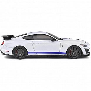 Машинка Maisto 1:18 2020 Mustang Shelby GT500 (31452) white
