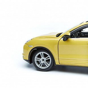 Машинка Bburago 1:24 Porsche Cayenne Turbo (18-21056) mustard