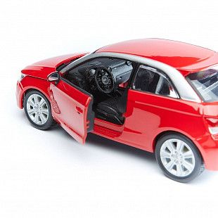 Коллекционная машина Bburago 1:24  Audi A1 (18-22127) red