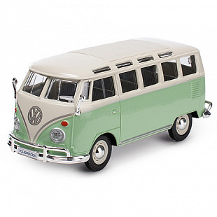 Масштабная модель автомобиля Maisto 1:25 Фольксваген Самба (31956) (в ассортименте)