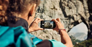 Чехол Thule Atmos X4 iPhone 7 black/white (3203475)