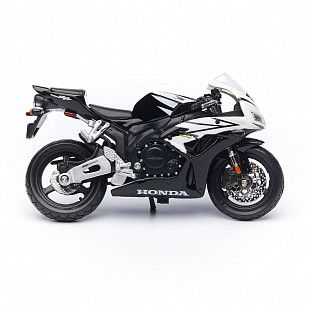 Масштабная модель мотоцикла Maisto 1:18 Honda CBR1000RR 39300 (20-07082)