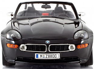 Коллекционная машина Bburago 1:18 BMW Z8 (18-12032)