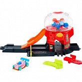 Игровой набор Hot Wheels City Downtown Candy Shop (HDR24 JBM62)