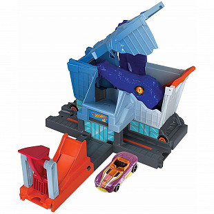 Игровой набор Hot Wheels City "T-Rex Grocery Attack" (FNB05 GBF92)