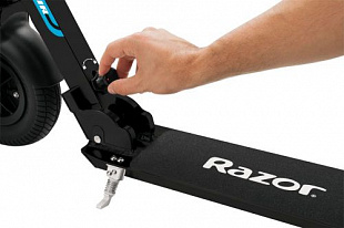 Самокат Razor A5 AIR black