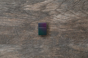 Зажигалка Zippo Classic Iridescent 49146