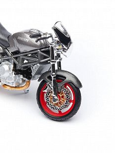 Масштабная модель мотоцикла Maisto 1:18 Ducati Monster S4 (39300)