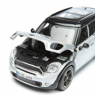 Машинка Maisto 1:24 Mini Countryman (31273) silver