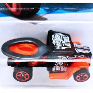 Машинка Hot Wheels Базовой коллекции Gotta Go 84/250 (5785 HYY73) mainline 2025
