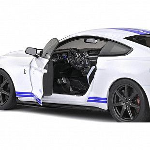 Машинка Maisto 1:18 2020 Mustang Shelby GT500 (31452) white