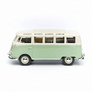 Масштабная модель автомобиля Maisto 1:25 Фольксваген Самба (31956) green/beige