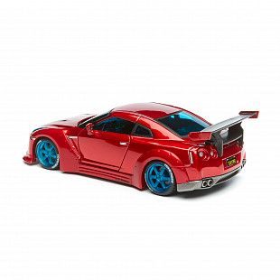 Масштабная модель автомобиля Maisto 1:24 Nissan GT-R (32526) red