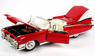 Масштабная модель автомобиля Maisto 1:18 Кадилак Эльдорадо (36813) red