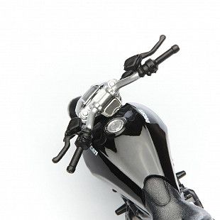 Мотоцикл Bburago 1:18  Ducati XDiavel S (18-51000/18-51066)