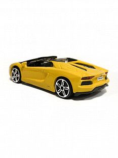 Машинка Bburago 1:43 Lamborghini Aventador LP700-4 Roadster (18-30000/18-30249) yellow
