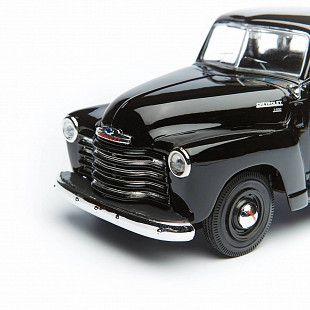 Масштабная модель автомобиля Maisto 1:25- Шевроле 3100 (1950) (31952)  black 
