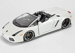 Коллекционная машина Bburago 1:32 Lamborghini Gallardo (18-42001)