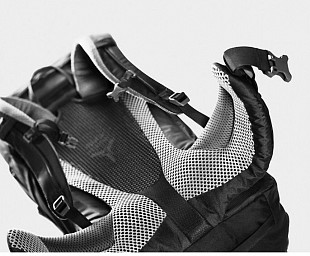Рюкзак Deuter Futura PRO 44 EL 3401918-4701 graphite-black (2019-20)