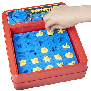 Игра детская настольная Hasbro Перфекшн C0432